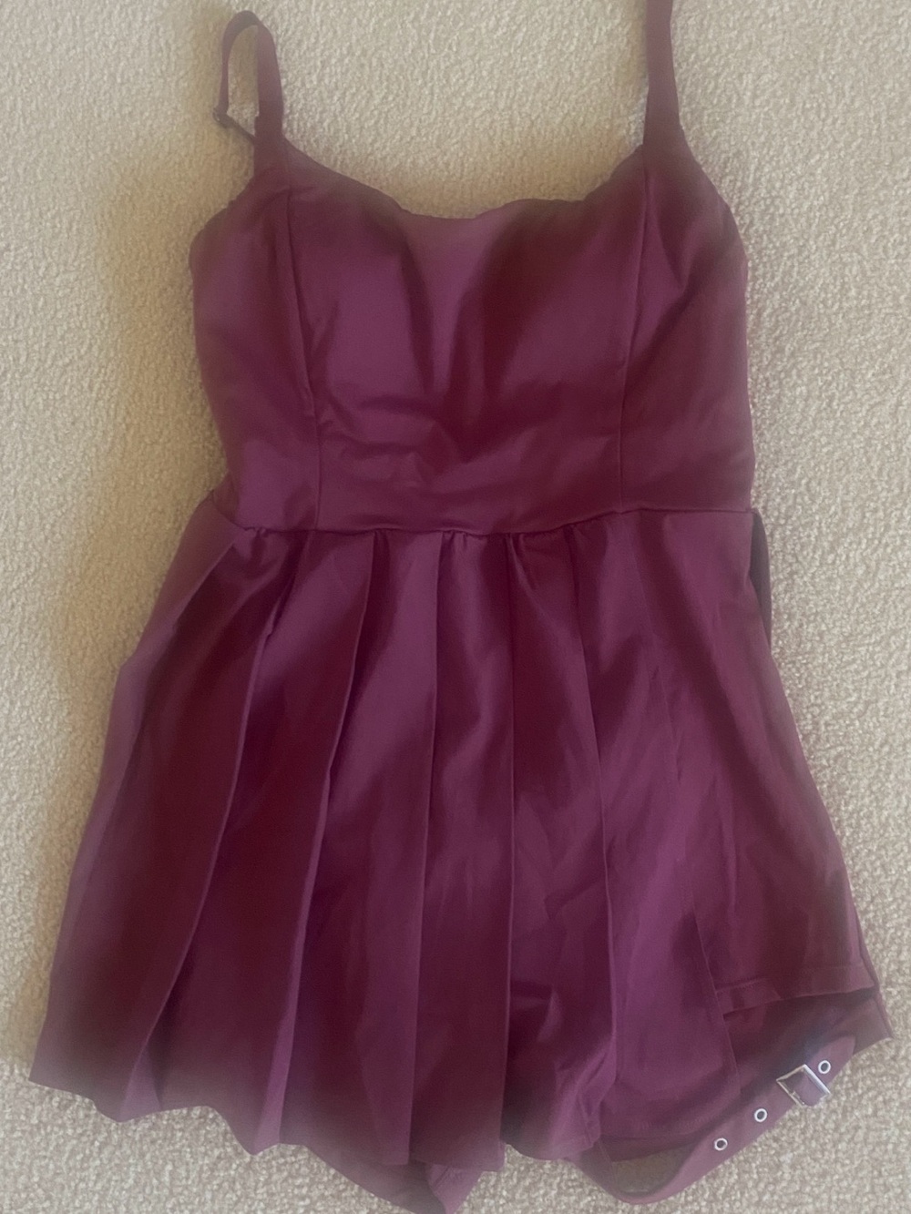 MEDIUM.  HALARA EASY PEEZY PLEATED ADJUSTABLE BUCKLE 2 IN 1 ACTIVE DRESS - Picture 8 of 13